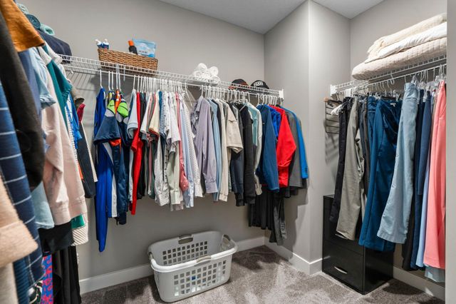 19085 Indora Trail, Lakeville, MN 55044