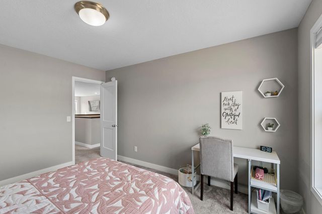 19085 Indora Trail, Lakeville, MN 55044