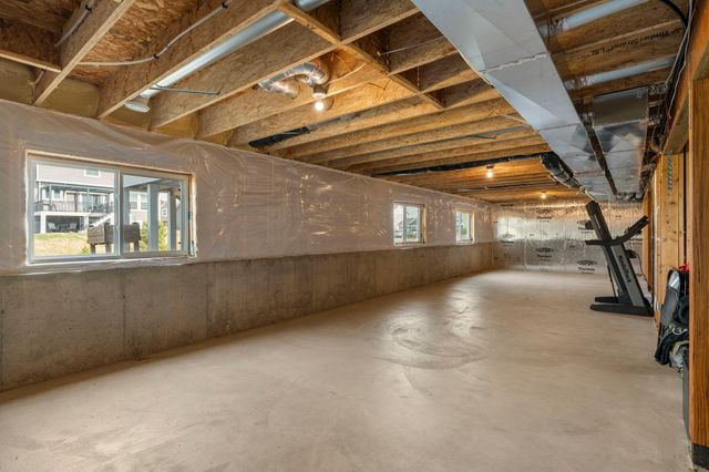 19085 Indora Trail, Lakeville, MN 55044