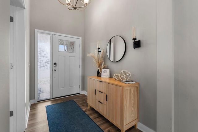 19085 Indora Trail, Lakeville, MN 55044