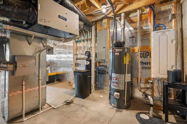 19085 Indora Trail, Lakeville, MN 55044