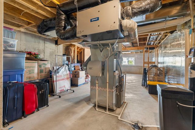 19085 Indora Trail, Lakeville, MN 55044