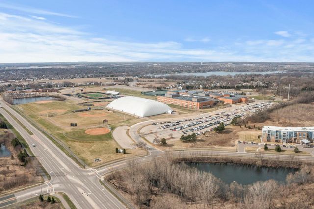 19085 Indora Trail, Lakeville, MN 55044