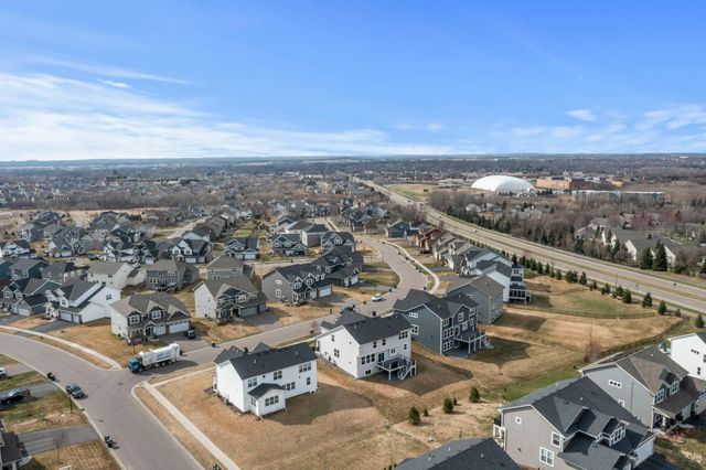 19085 Indora Trail, Lakeville, MN 55044