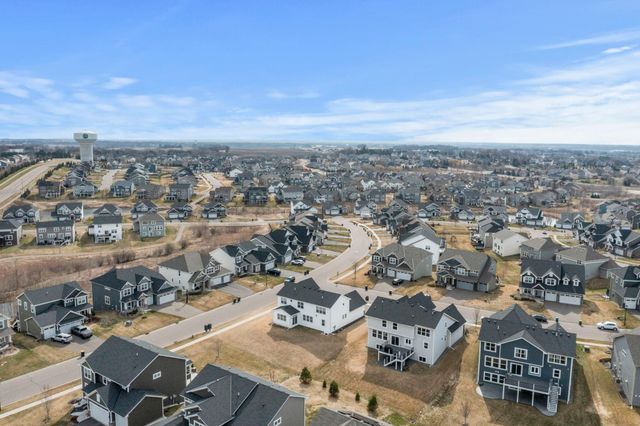 19085 Indora Trail, Lakeville, MN 55044