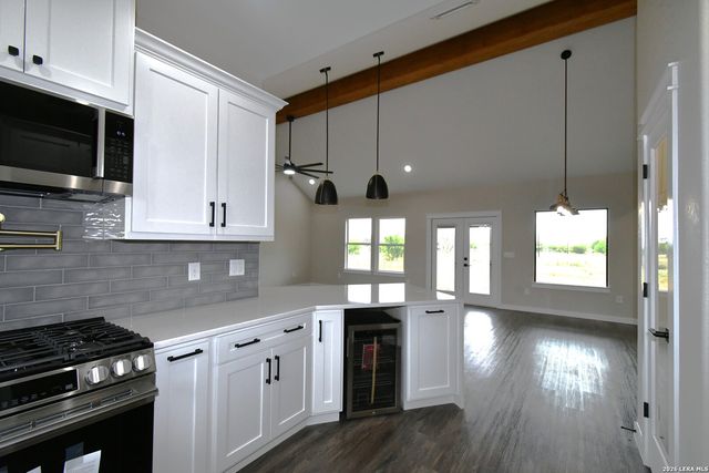 7303 tiff nicole, Von Ormy, TX 78073