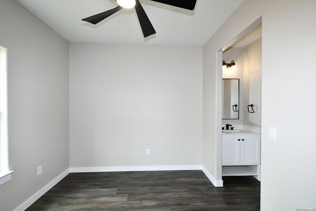 7303 tiff nicole, Von Ormy, TX 78073