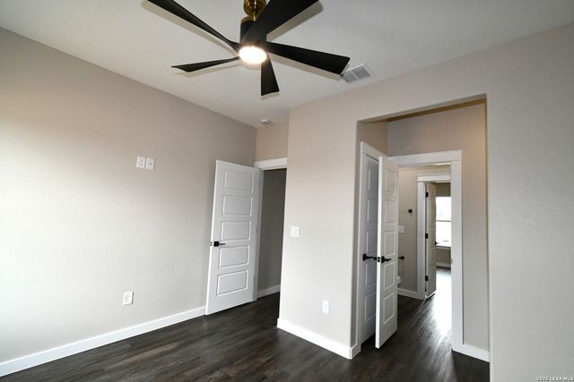 7303 tiff nicole, Von Ormy, TX 78073