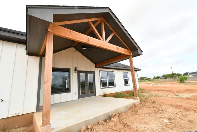 7303 tiff nicole, Von Ormy, TX 78073