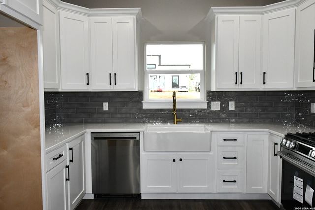 7303 tiff nicole, Von Ormy, TX 78073
