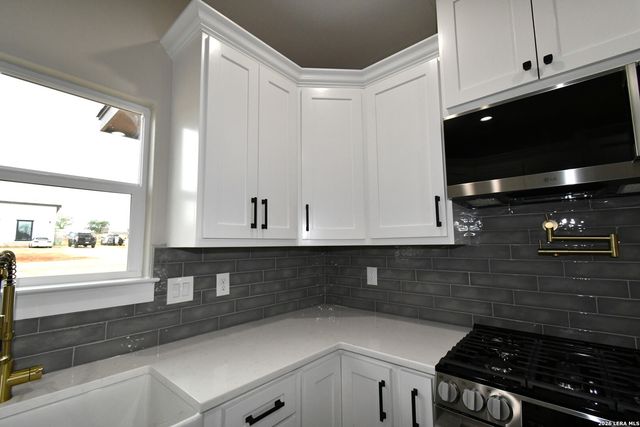 7303 tiff nicole, Von Ormy, TX 78073