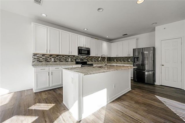 1183 Lanier Springs Drive, Buford, GA 30518