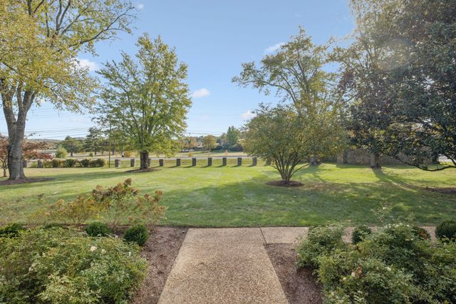 8210 Moores Ln, Brentwood, TN 37027
