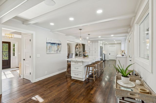 8210 Moores Ln, Brentwood, TN 37027