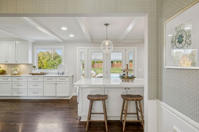 8210 Moores Ln, Brentwood, TN 37027