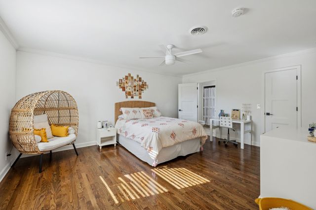 8210 Moores Ln, Brentwood, TN 37027