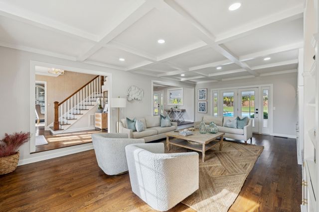 8210 Moores Ln, Brentwood, TN 37027