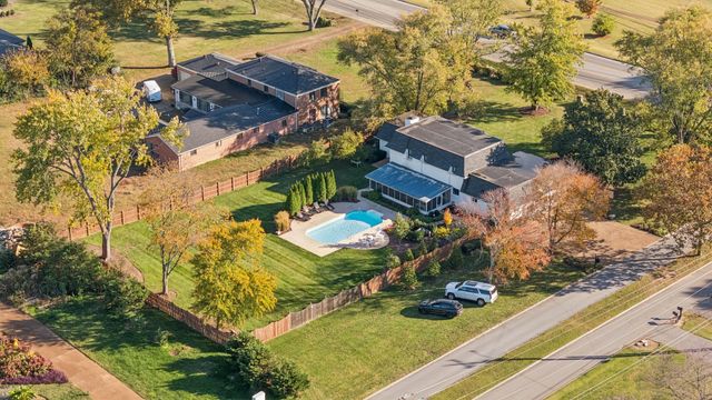 8210 Moores Ln, Brentwood, TN 37027