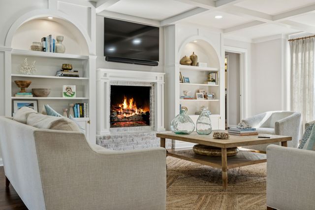 8210 Moores Ln, Brentwood, TN 37027