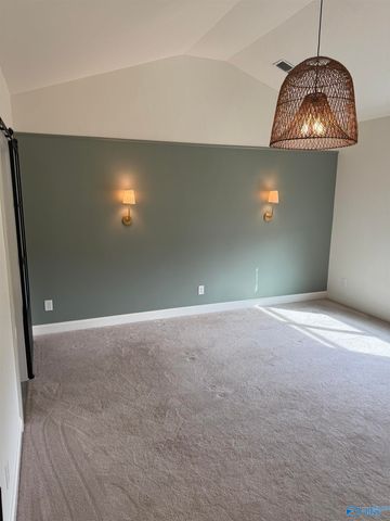 7040 Camrose Lane, Huntsville, AL 35806