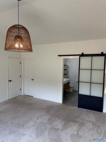 7040 Camrose Lane, Huntsville, AL 35806