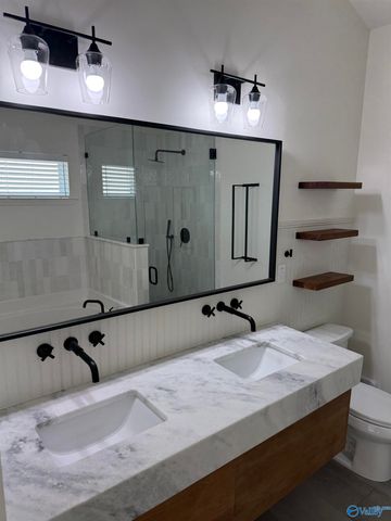 7040 Camrose Lane, Huntsville, AL 35806