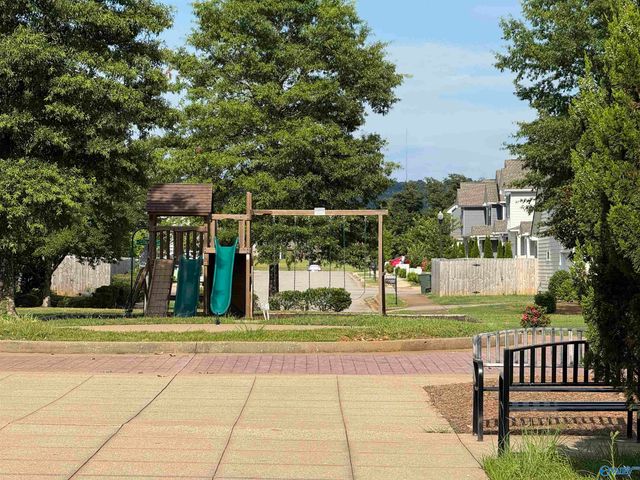 7040 Camrose Lane, Huntsville, AL 35806