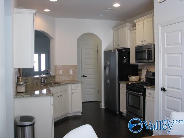 7040 Camrose Lane, Huntsville, AL 35806