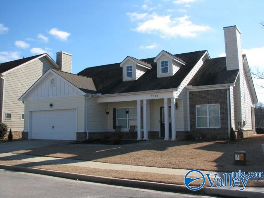 7040 Camrose Lane, Huntsville, AL 35806