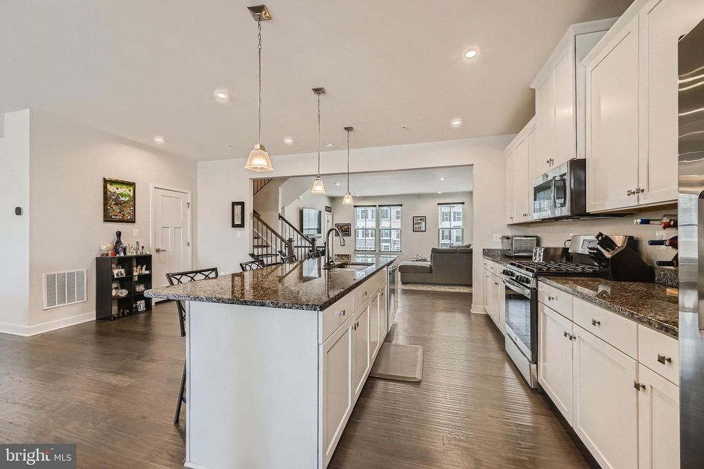 Image 9 of property listing at 737 IRON GATE RD, Bel Air, MD 21014