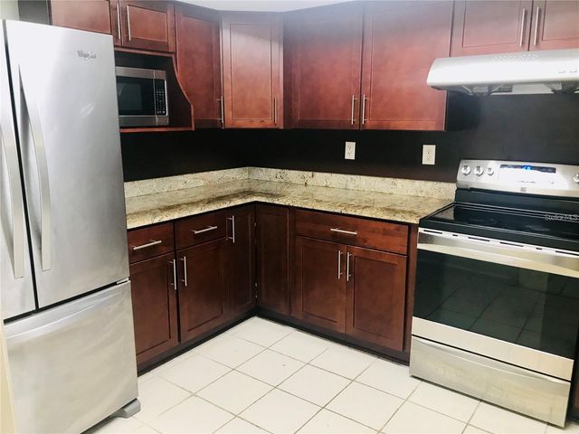 6330 GRAND BAHAMA CIRCLE C, Tampa, FL 33615