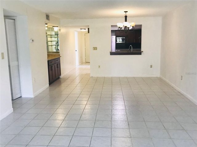 6330 GRAND BAHAMA CIRCLE C, Tampa, FL 33615