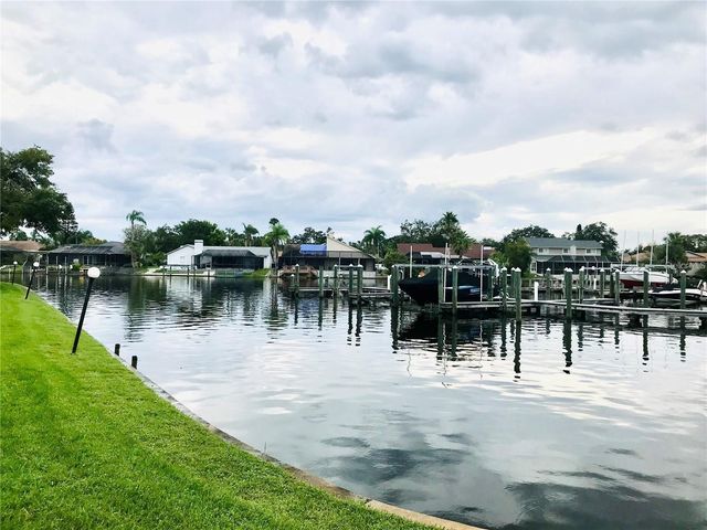 6330 GRAND BAHAMA CIRCLE C, Tampa, FL 33615