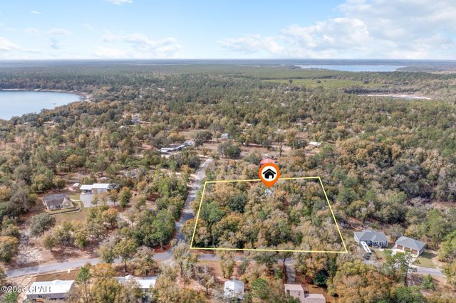 3320 Cardinal Place, Chipley, FL 32428
