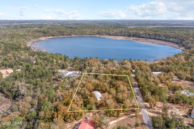 3320 Cardinal Place, Chipley, FL 32428