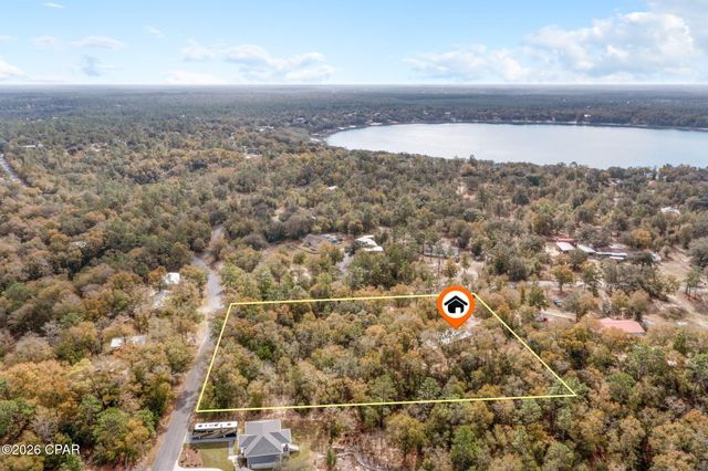 3320 Cardinal Place, Chipley, FL 32428