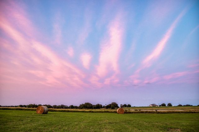 3575 County Road 271, Moulton, TX 77975