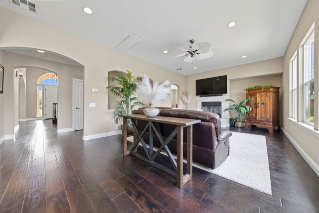 2772 San Minete Dr, Livermore, CA 94550