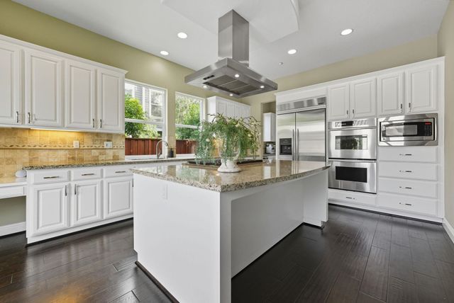 2772 San Minete Dr, Livermore, CA 94550