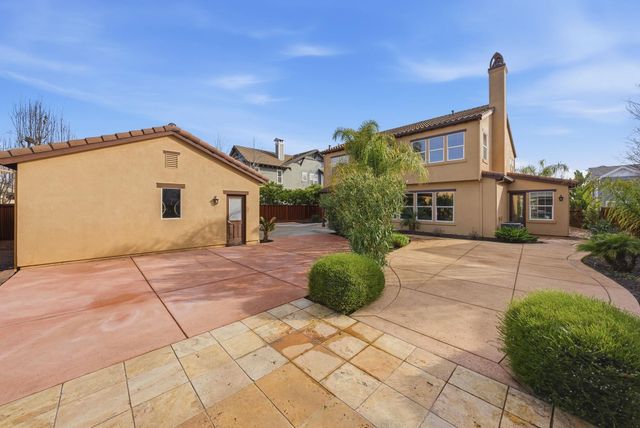 2772 San Minete Dr, Livermore, CA 94550