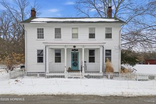 92 Halsey Reed Road, Cranbury, NJ 08512