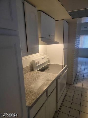 1710 Shadow Mountain Place, Las Vegas, NV 89108