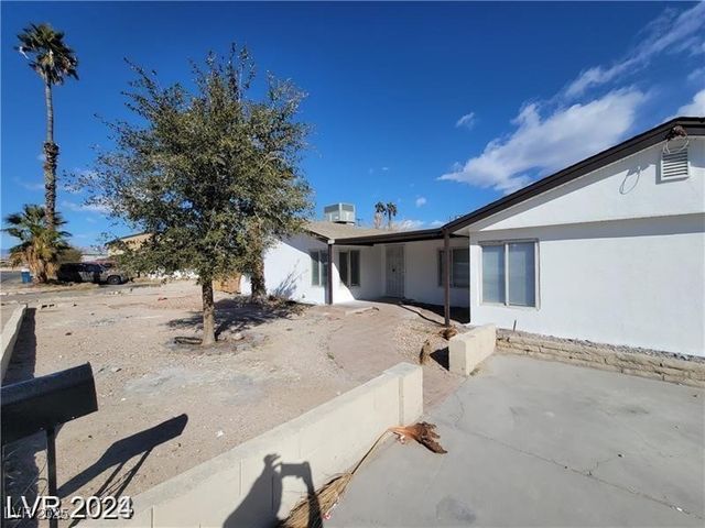 1710 Shadow Mountain Place, Las Vegas, NV 89108
