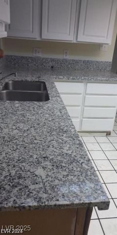 1710 Shadow Mountain Place, Las Vegas, NV 89108