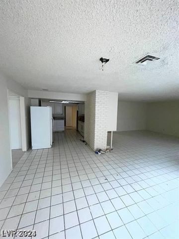 1710 Shadow Mountain Place, Las Vegas, NV 89108