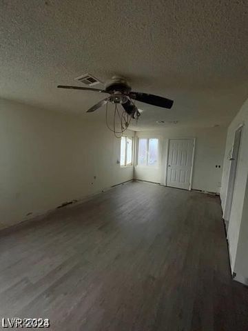 1710 Shadow Mountain Place, Las Vegas, NV 89108