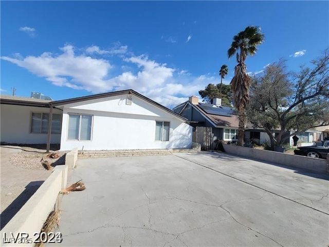 1710 Shadow Mountain Place, Las Vegas, NV 89108