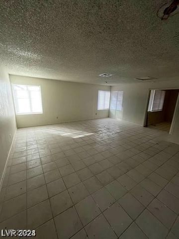 1710 Shadow Mountain Place, Las Vegas, NV 89108