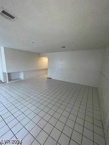 1710 Shadow Mountain Place, Las Vegas, NV 89108