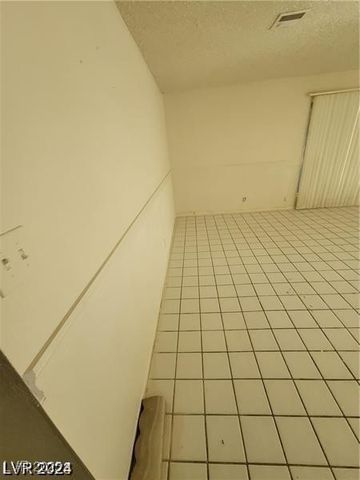 1710 Shadow Mountain Place, Las Vegas, NV 89108